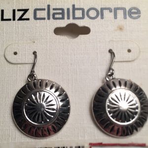 Liz Claiborne earring